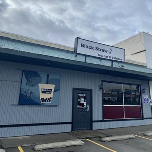 Black Straw Tea Bar & Kitchen